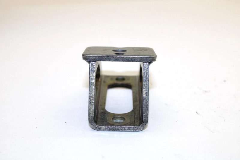 2002 Yamaha Sx Viper Oem Front Upper Right Motor Mount 8EK-21416-00-00 Q1553