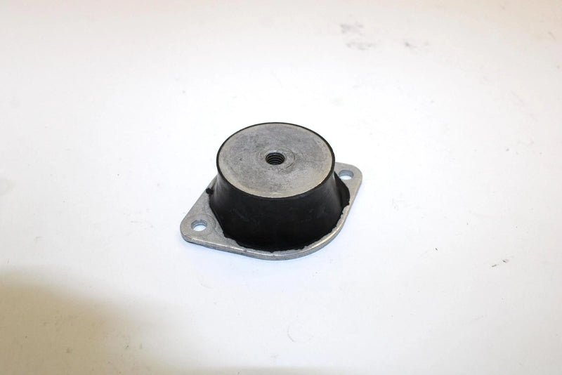 2009 Ski-doo Mxz X 800r Oem Front Mag Engine Mount 512060469 Q3277