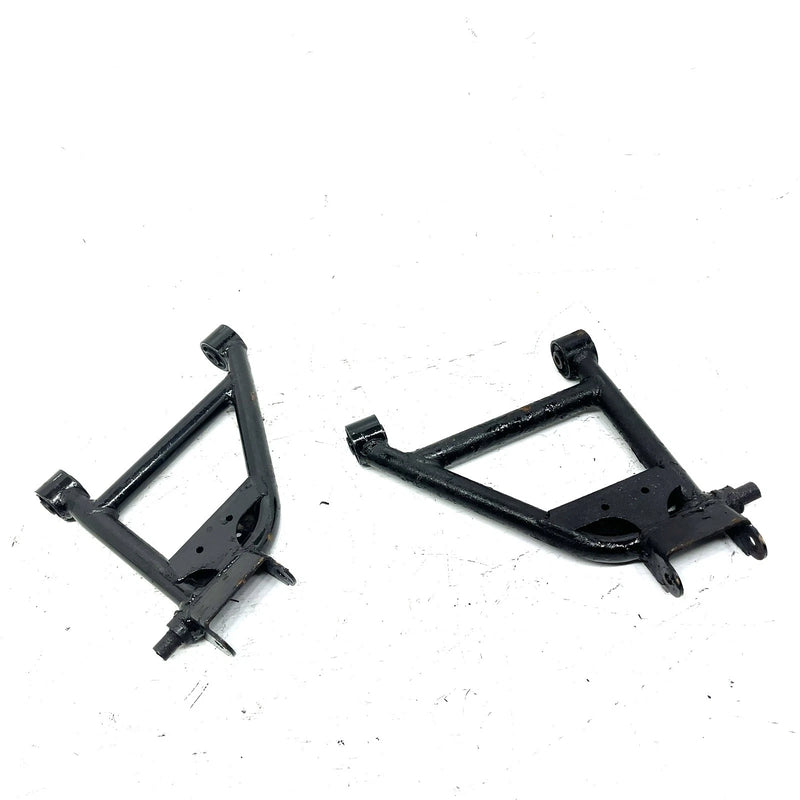 98-02 Arctic Cat 300 4X4 OEM Rear A Arm Set 0504-031 0504-030 AA42