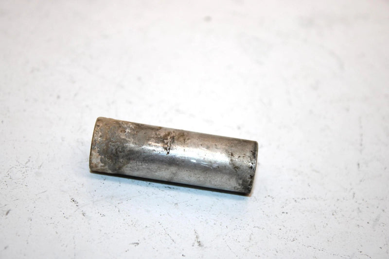 03 Bombardier Quest 650 Oem Steering Post Bushing Dowel 506150500 AB1.1
