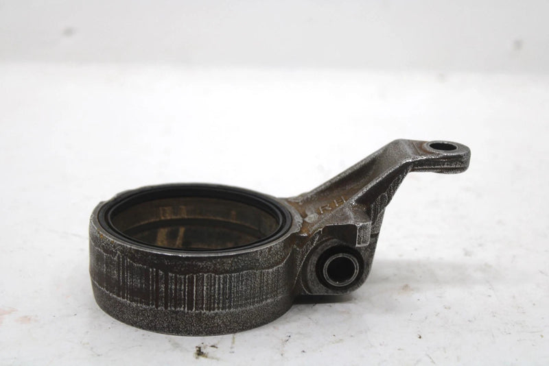 1989 Yamaha Ovation Oem Right Steering Bracket 81E-2377E-00-00 SY67
