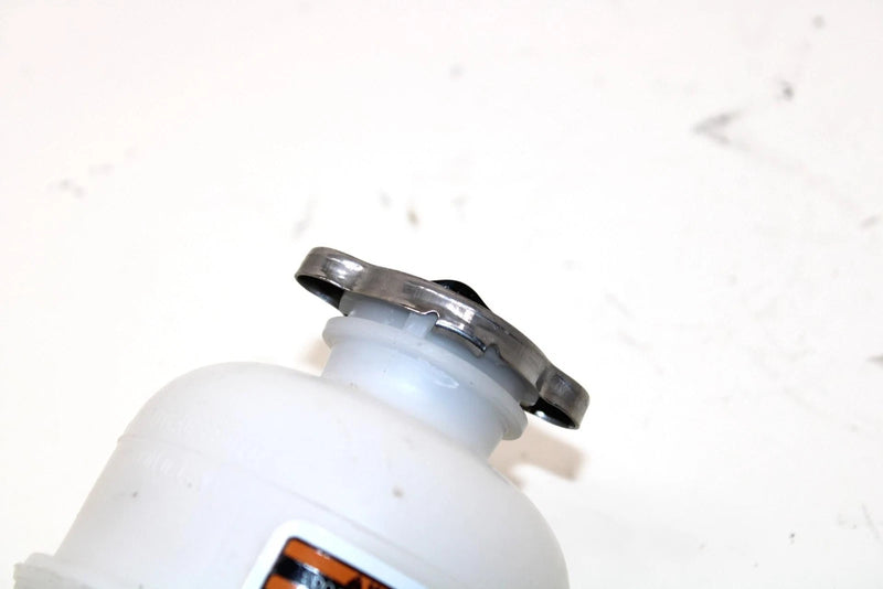 2017 Ski-doo Grand Touring 900 Oem Coolant Tank 509000881 SS65