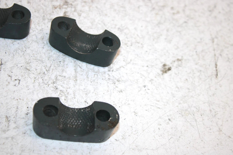 1998 Yamaha Waverunner Gp800 Oem Handlebar Clamp Set EU0-23814-30-00 JY9
