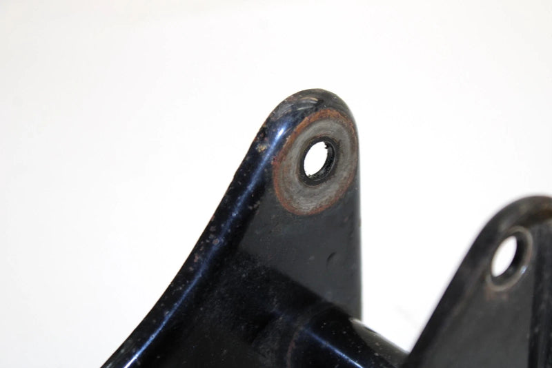 1992 Yamaha Exciter Ii Oem Front Pivot Linkage Bracket 8U7-47464-00-00 SY79