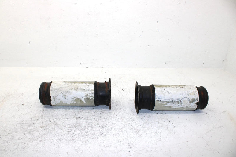 1987 Yamaha Exciter 570 L/c Oem Front Shock Housing Set 82M-2376J-00-00 SY18