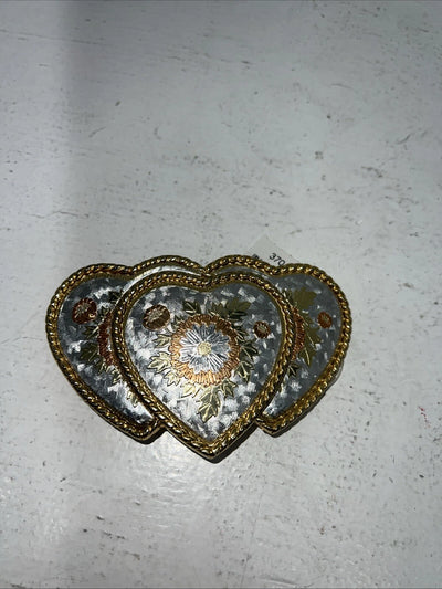 New Women’s Double S 3 Heart Gold Belt Buckle. 37043 A-104
