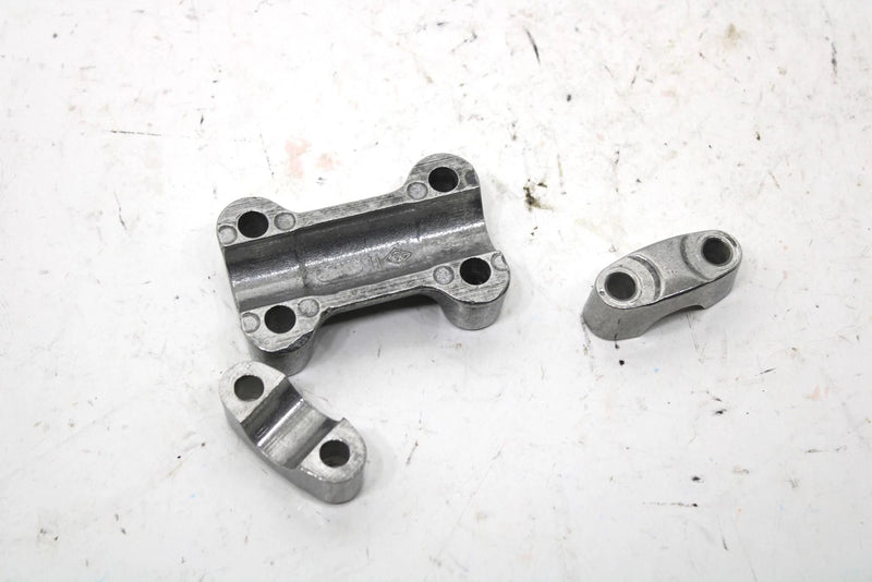 1985 Yamaha Enticer 340 Oem Handebar Mount Set 1E6-23441-00-00 SY132