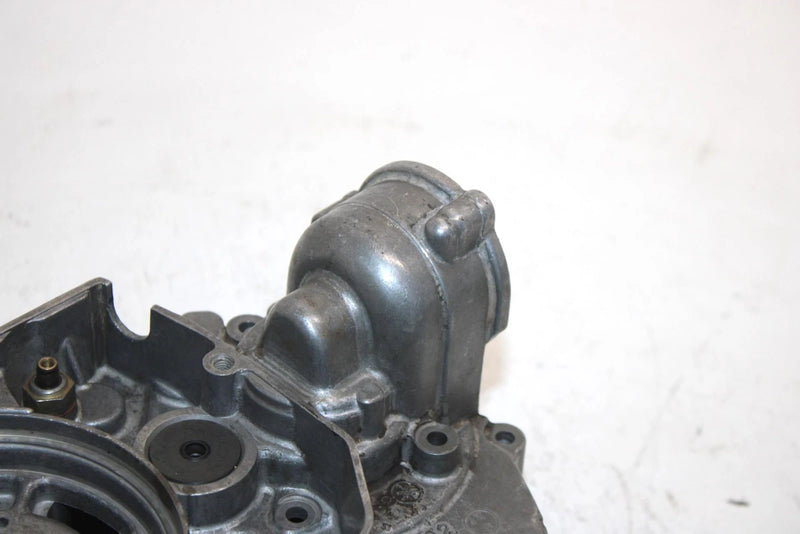 1987 Yamaha  Badger Yfm80t Oem Crankcase 2FJ-15100-00-00 AY9