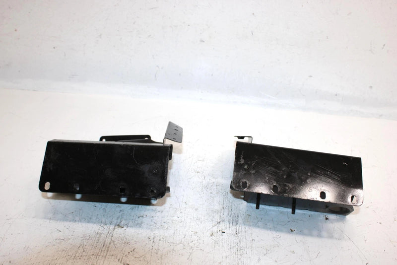 88 Yamaha Excel Iii Oem Footrest Set 84H-21910-01-00 SY12