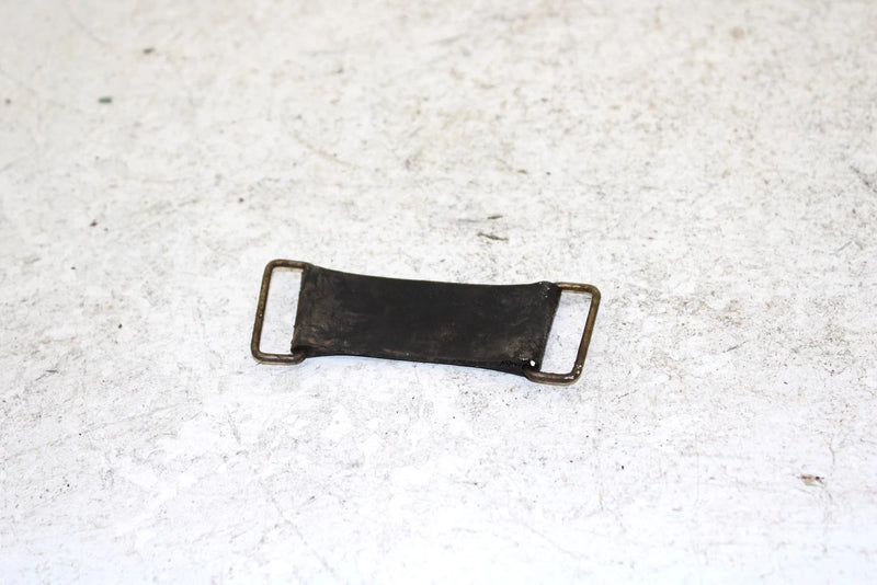 2000 Honda Trx 250 Recon Oem Fuel Tank Hold Down 95012-11001 Q5807