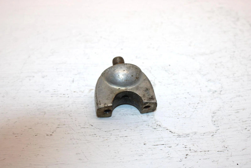 82 Honda Atc 185 Sa All Terrain Oem Handlebar Mount 95014-32100 95014-21101 AH70