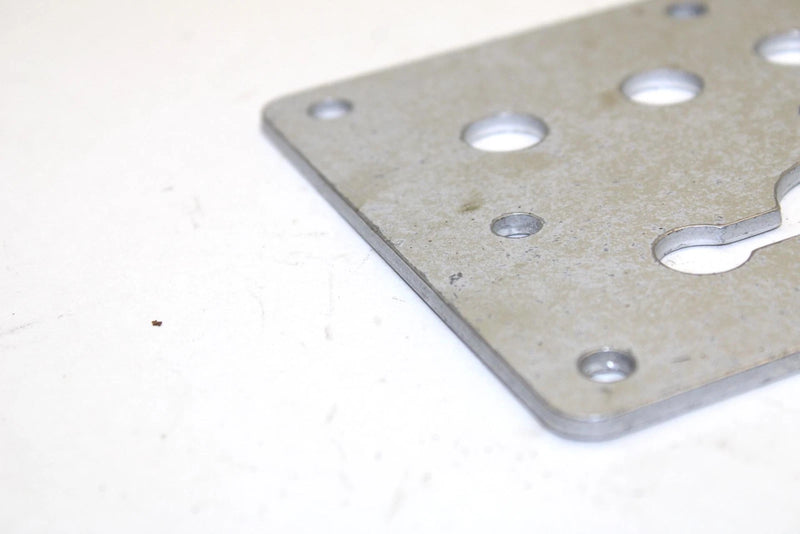 89 Yamaha Waverunner 500 Oem Electrical Housing Lower Plate 6K8-85599-01-00 JY4