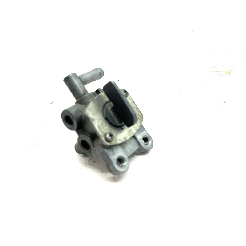 2005 Kawasaki Brute Force 650 4x4 OEM Fuel Selector Valve 51023-0002 AK34