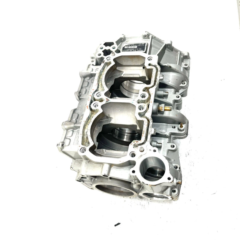 00-02 Sea-Doo GTX DI OEM Crankcase 290888532 JS5