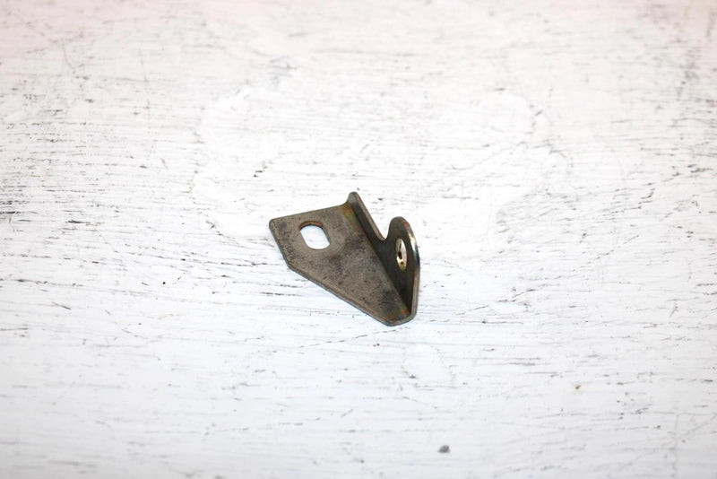2002 Ski-doo Mxz 500 Oem Hood Hinge Center Plate 517302045 SS16