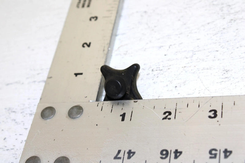 1990 Yamaha Phazer Ii Oem Hood Latch Holder 8V0-77175-00-00 Q4430