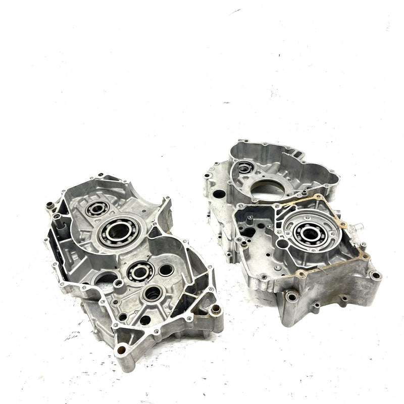 93-95 Kawasaki Bayou 400 KLF400B 4x4 OEM Crankcase 14001-5308 AK32
