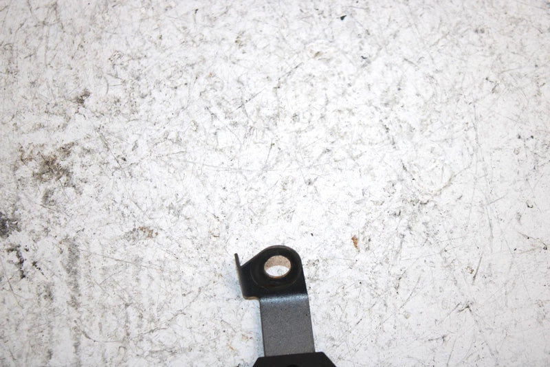 1993 Yamaha Waverunner 650 Oem Electrical Cord Clamp 6R8-82361-00-00 JY23