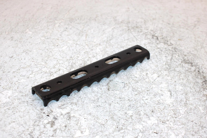 2000 Polaris Xplorer Oem Footrest Cleat Pair 5242525-067 AP169
