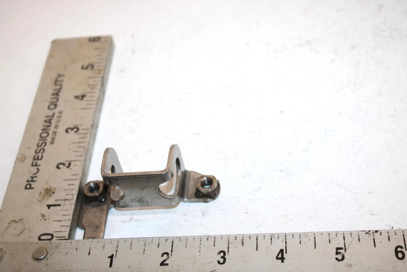 2000 Kawasaki Jet Ski 1100 Stx Oem Steering Cable Holder 14044-3731 JK11