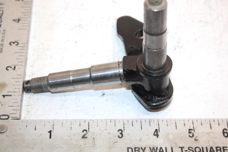 01 Polaris Sportsman 90 Oem Front Steering Knuckle 0450917 AP61