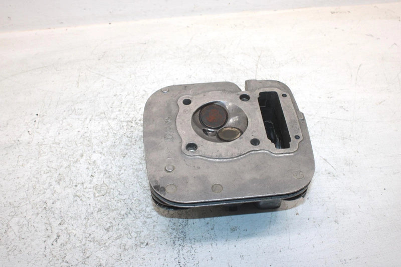 2004 Polaris Magnum 330 Oem Cylinder Head 30089270 AP159