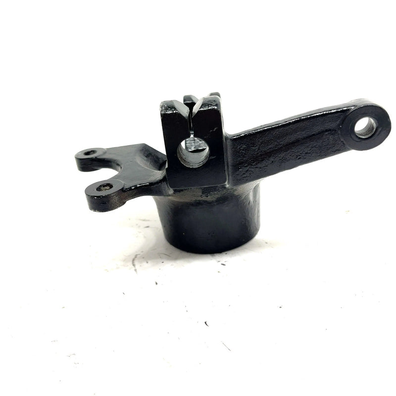 2007 Arctic Cat 700 4x4 Automatic EFI OEM Left Steering Knuckle 0505-577 AA33