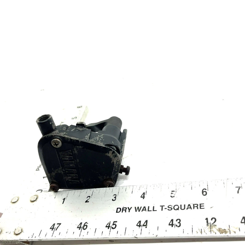 1990 Yamaha Moto 4 OEM Throttle Lever 1NV-26250-01-00 AY51
