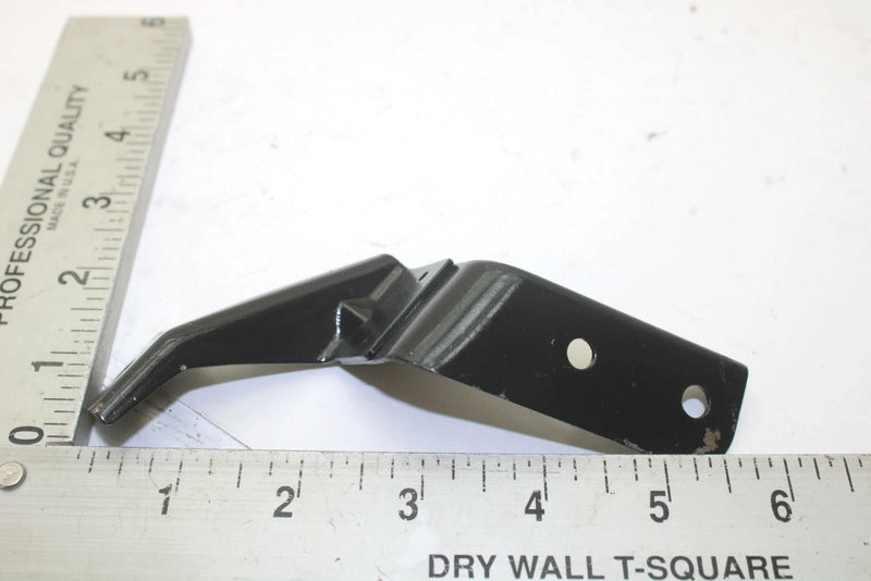89 Yamaha Exciter EX570N OEM Right Hood Bracket 82M-2196G-00-00 SY54