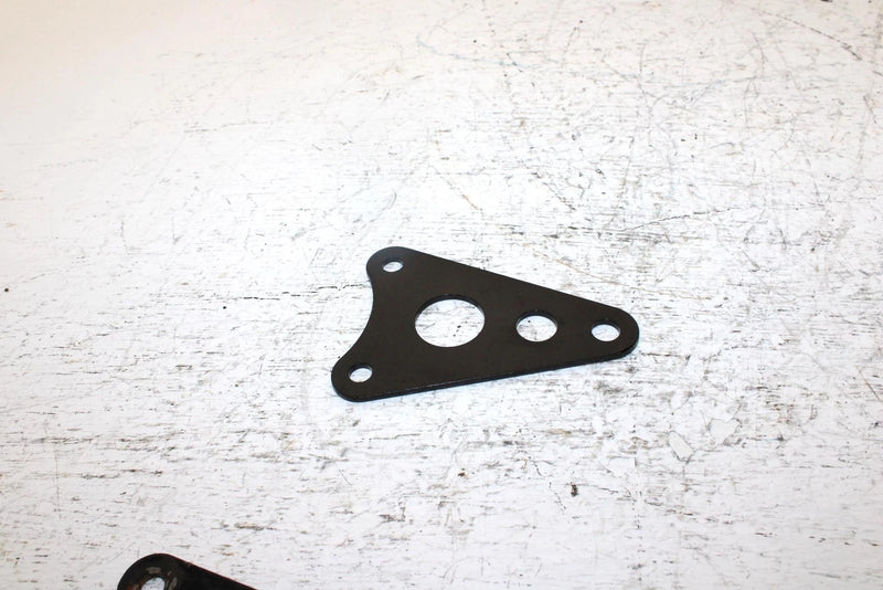 1992 Kawasaki Bayou 220 Oem Front Engine Bracket Pair 32029-1548 AK35