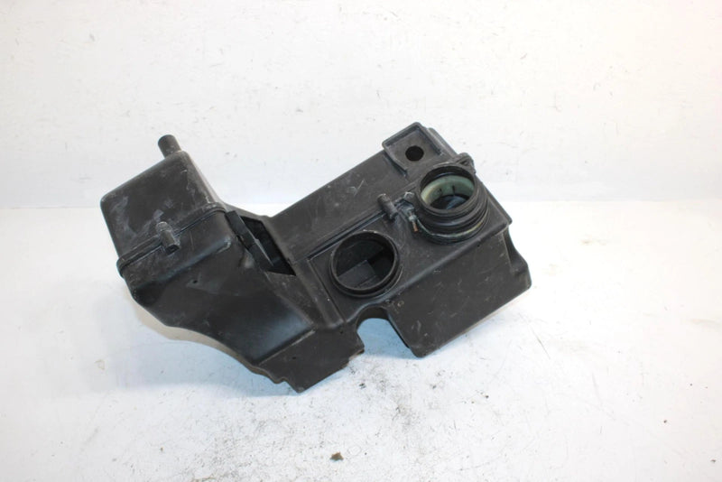 90 Yamaha Exciter Oem Airbox 82M-14431-01-00 SY3