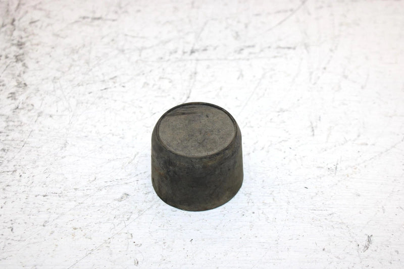 2005 Polaris Sportsman 90 Oem Hub Rubber Cap Pair 0450829 AP174