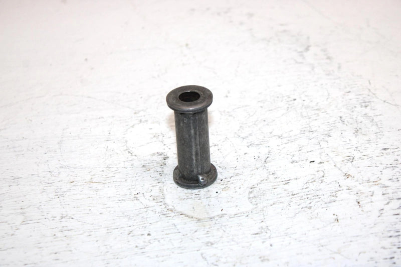 1982 Honda Atc 185 Sa All Terrain Oem Engine Mount Spacer 50250-958-000 AH70