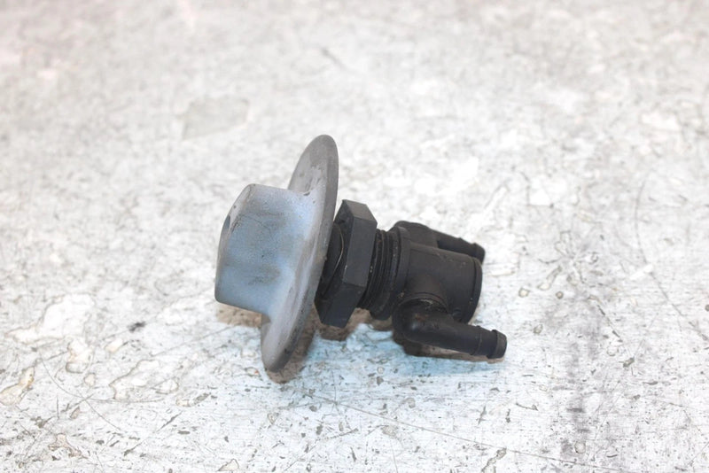 2004 Polaris Trail Boss 330 Oem 3 Way Fuel Petcock 7052161 AP117