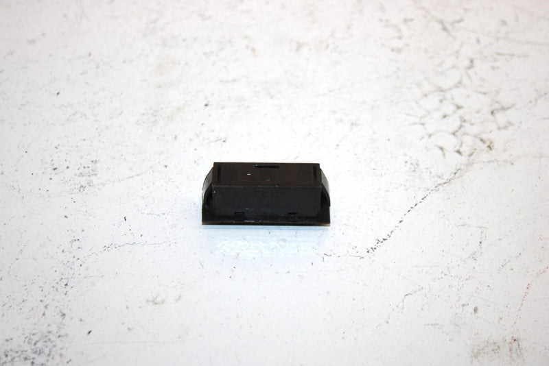 89 Polaris 500 Oem Indicator Hole Plug 5430967 Q1833