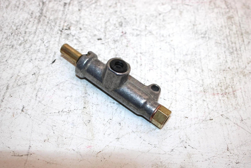 2003 Polaris Sportsman 600 Oem Rear Brake Master Cylinder 1910301 1911113 AP86
