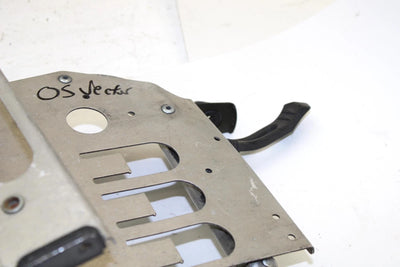 2005 Yamaha Rs Vector Oem Left Foot Rest Foot Well 8FU-21960-01-00 SY104