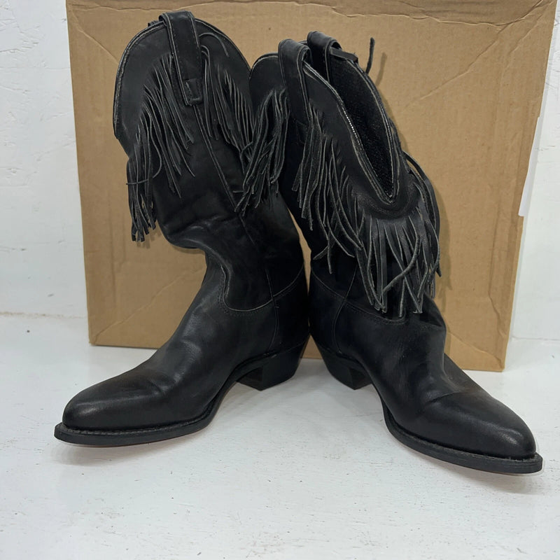 New Women’s Black Fringe Capezio Cowboy Boots. 6 M. 20-68