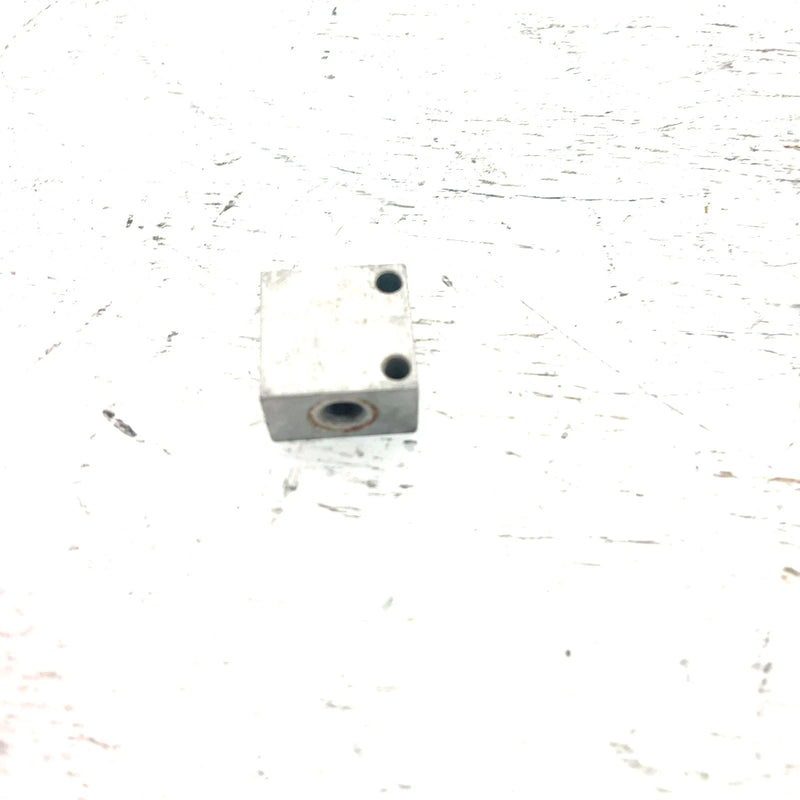 2001 Polaris Ranger 500 OEM Front Brake Tee Fitting 7052316 XP13