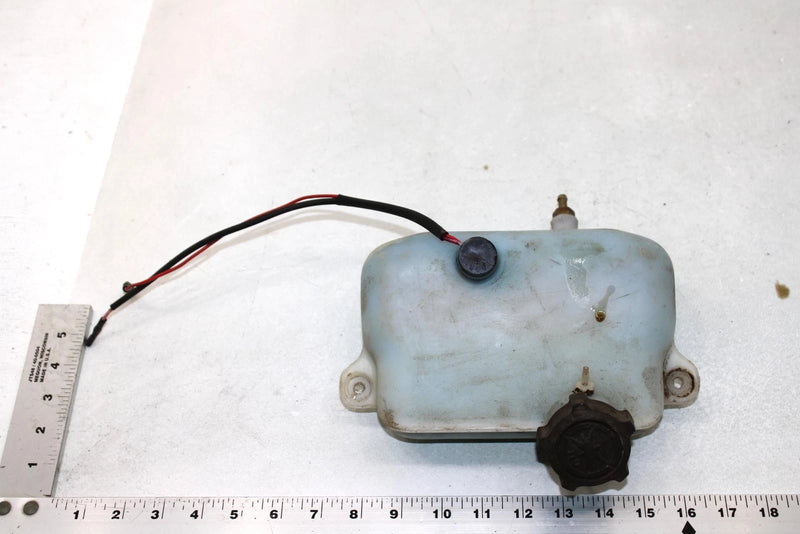 1995 Polaris 400l Oem Oil Tank Assembly 5431066 B605