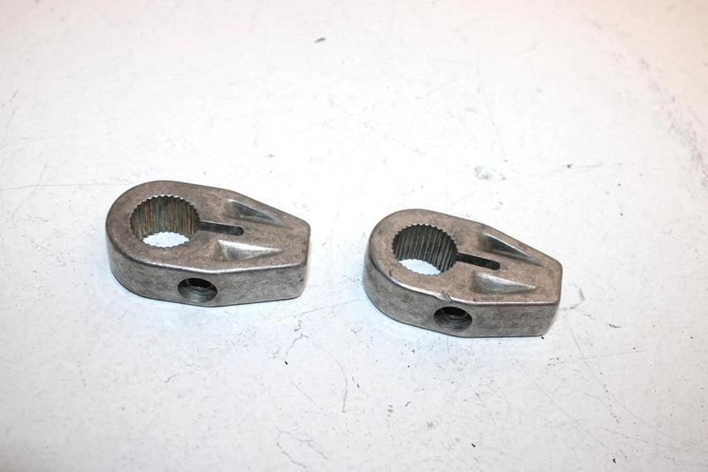 06 Arctic Cat Crossfire 700 Efi Oem Idler Shaft Arm Pair 0605-635 SA251