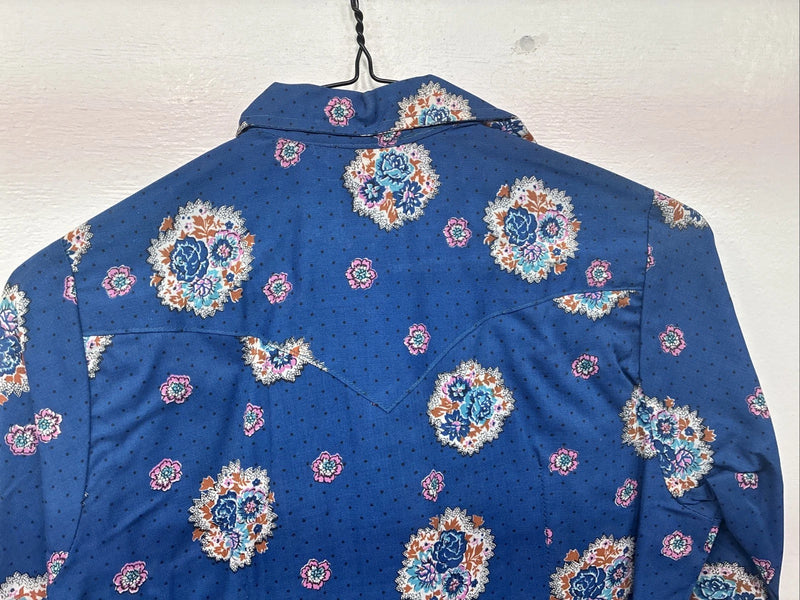 New Women’s Tem Tex Blue Design Long Sleeve Pearl Snap Size 30 KK-25