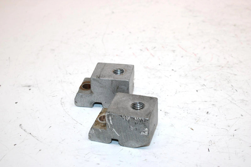 1987 Polaris 400 Oem Bogie Wheel Bracket Pair 5130570 SP61