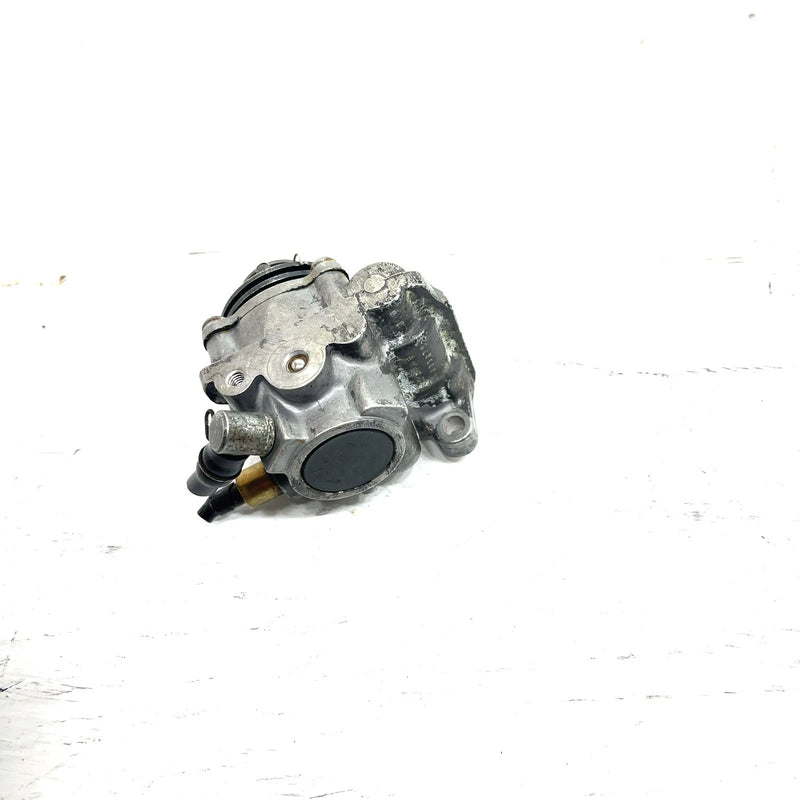 1982 Yamaha Tri Moto 125 OEM Oil Pump 3X3-13101-00-00 AY62