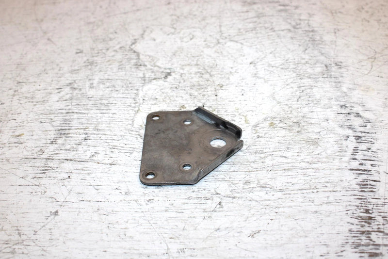 1997 Yamaha Vmax Sx 700 Triple Oem Main Track Bracket 8CR-21953-00-00 SY10