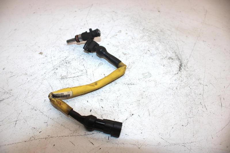 06 Polaris Fusion 900 Oem Fuel Injector (Yellow) 1202853-027 4011756 Q1665