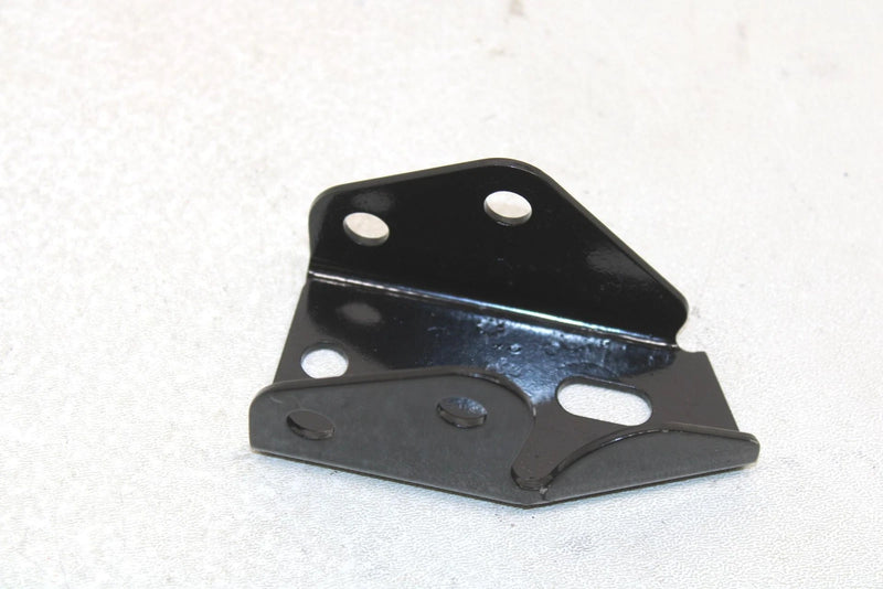 02 Polaris Magnum 325 4x4 Oem Lower Front EngineMount 5243288-067 5247342  Q4571