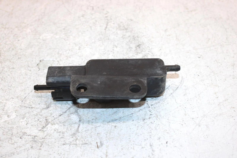 2003 Kawasaki Prairie 650 Oem Fuel Tank Breather Box  14069-1069 AK26