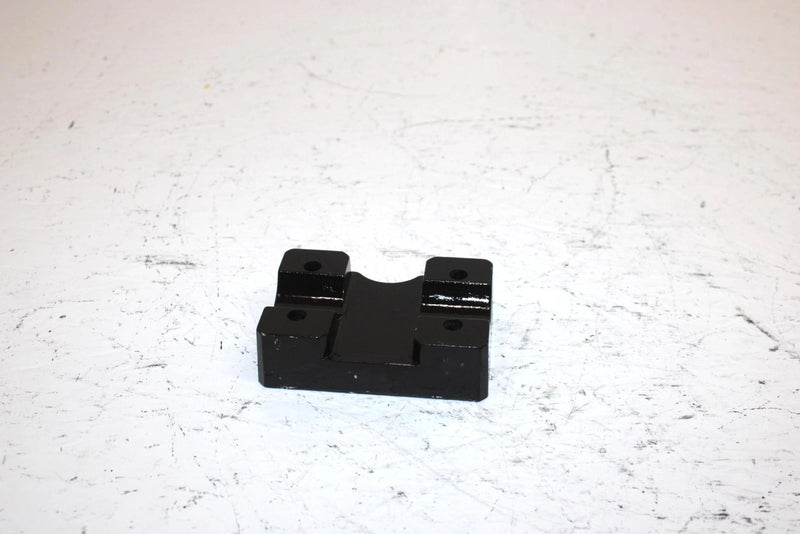 1992 Arctic Cat Jag Deluxe Oem Lower Handlebar Mount 0105-351 SA58