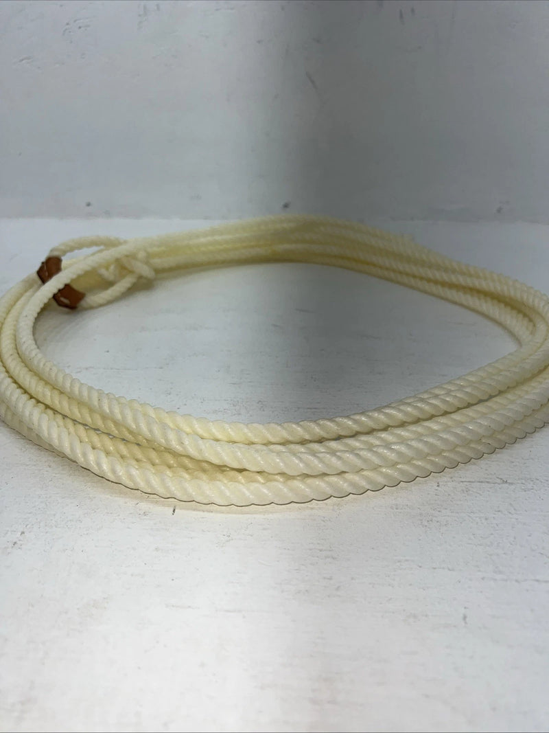 New Tough 1 White Lariat 7/16” X 30” Med Lay Rope #58-256-0-0 U-15